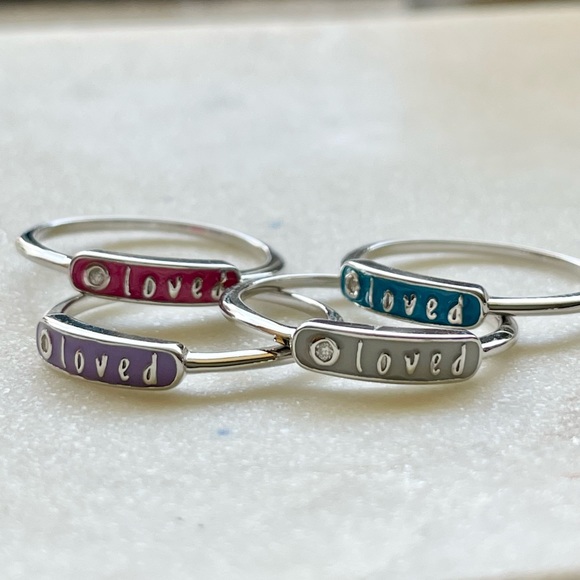 💗 “loved” & “bestie” rings - Picture 6 of 7